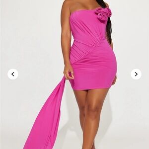 Elegant Pink Strapless Dress